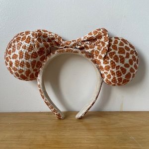 Disney Parks Adventureland Animal Kingdom Minnie Ears Giraffe